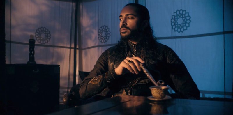 Mahesh Jadu als Ahmad in Marco Polo - Staffel 2 | Serienkritik @4001Reviews