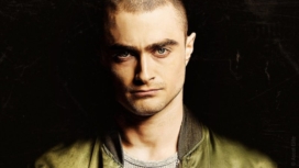 Daniel Radcliffe als Undercover-Agent im Neonazi-Look