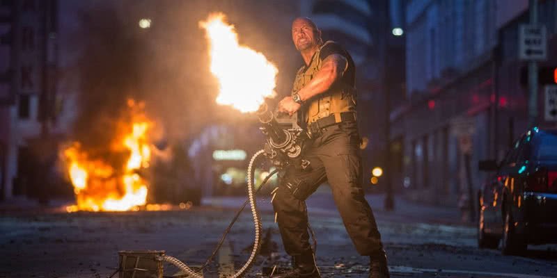 Johnson in Fast & Furious 7 als Luke Hobbs.