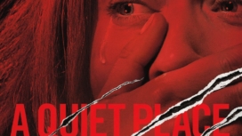 Emily Blunt hält sich die Hand vor den Mund auf dem Plakat zu A Quiet Place