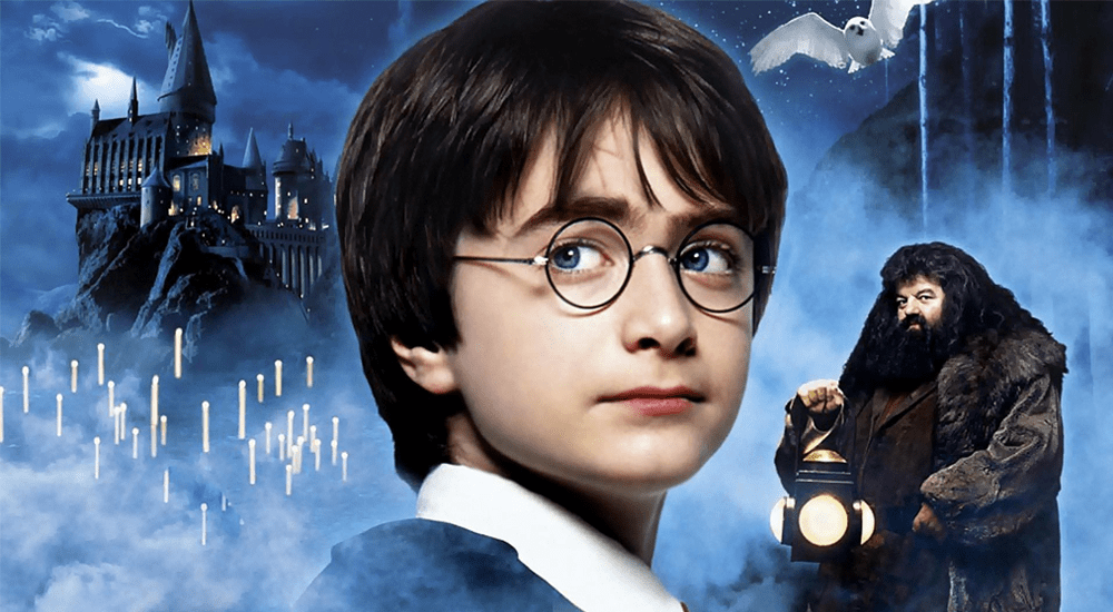 Harry und Hagrid auf dem Plakat zu Harry Potter 1 und der Stein der Weisen