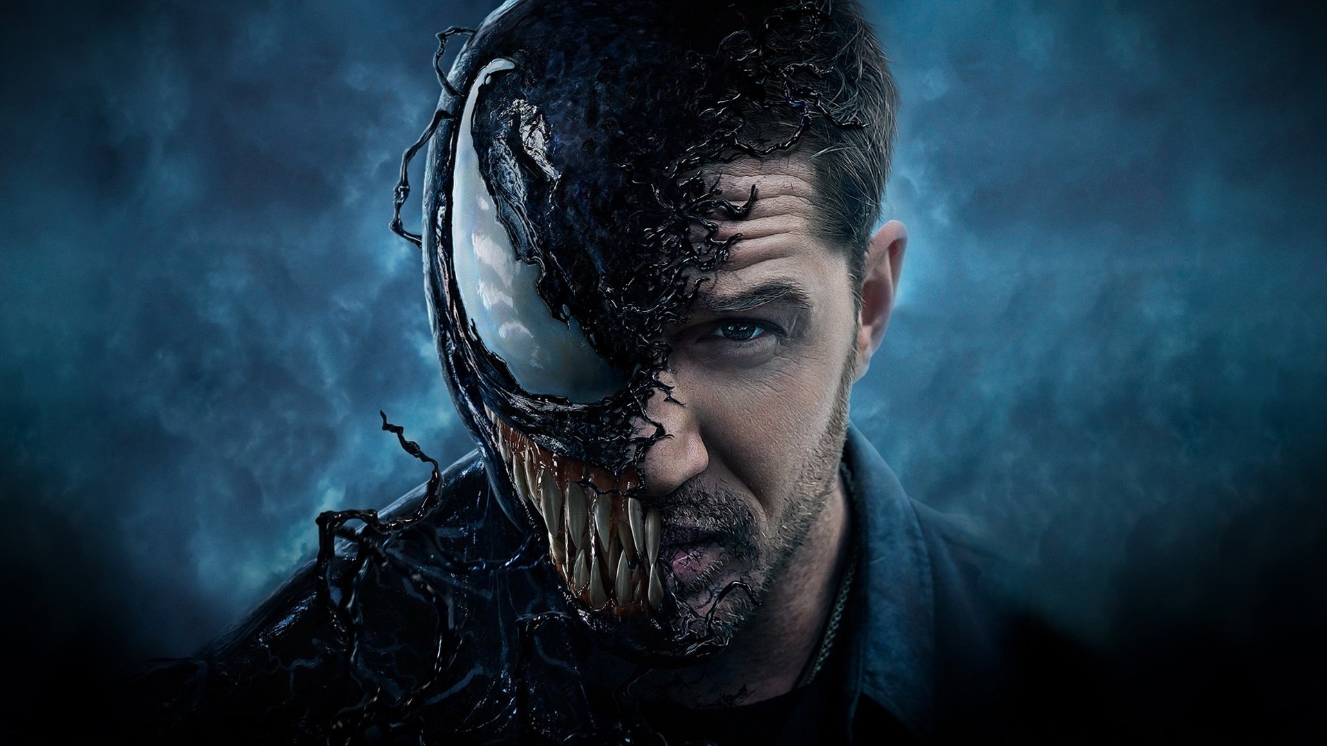 Tom Hardy als Venom auf einem Poster für Film Venom 2018